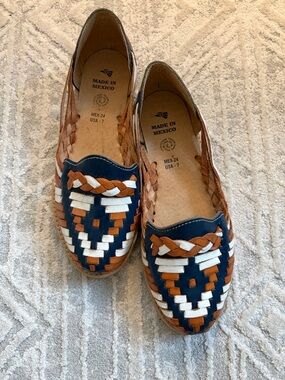 Women’s Braided Leather Flats in Navy, White & Tan
